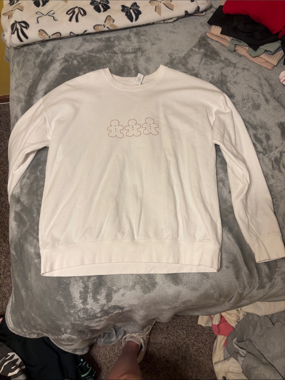 Cream Crewneck Sweater with Gingerbread Trio Graphic